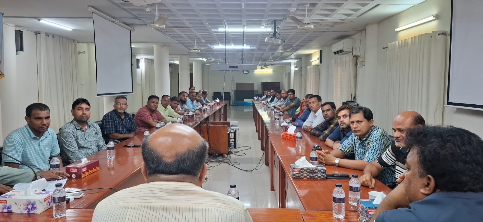 খুলনায় পানি উন্নয়ন বোর্ড জাতীয়তাবাদী শ্রমিক কর্মচারী ইউনিয়ন রেজি নং: বি-১৯০১ এর সম্মেলন উপলক্ষে প্রস্তুতি সভা।